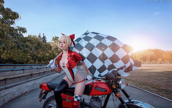 🔥🔥🔥
Let’s race together, master #Fate #fateextra #Nero #Saber #Racing #cosplay #geekgirl https://t.c