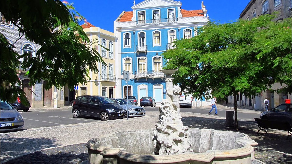 Santarém,  “capital do gótico”, sendo possível até apreciar as diversas fases que foram caracterizando este estilo.  
Veja mais em nosso vídeo:
youtu.be/bOXJjJ9e3XM

#MaisPortugal #Portugal #Santarém