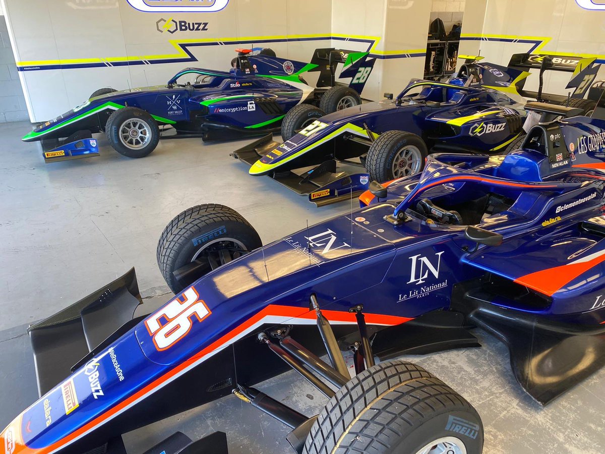 Rodin Motorsport (@rodinmotorsport) on Twitter photo #CarlinBuzzRacing
Good morning from Silverstone!
@FIAFormula3 kicks off track action this morning at a very sunny <a href="/SilverstoneUK/">Silverstone</a>
Stay tuned for updates #CarlinBuzzRacing
Good morning from Silverstone!
@FIAFormula3 kicks off track action this morning at a very sunny <a href="/SilverstoneUK/">Silverstone</a>
Stay tuned for updates