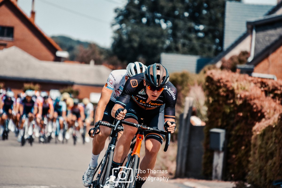 Een aanvalslustige <a href="/AertsThijs/">Thijs Aerts</a> in etappe 2 #RondevanVlaamsBrabant. De etappe draaide helaas uit op een massasprint. Vandaag nieuwe kans met de derde rit in Bertem 🦁

📷 Tibo Thomas Photography