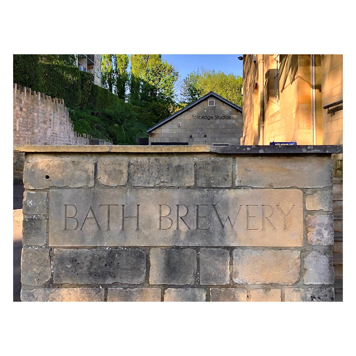 Oh how I wish this was still a brewery. Batheaston was renowned for its brewing and drinking establishments back in the day. This is one of the many historic brewery sites dotted around the city. - it’s now offices! 🍺 ☀️ 

#batheaston #discoverbatheaston #welovebath <a href="/visitbath/">Visit Bath</a>