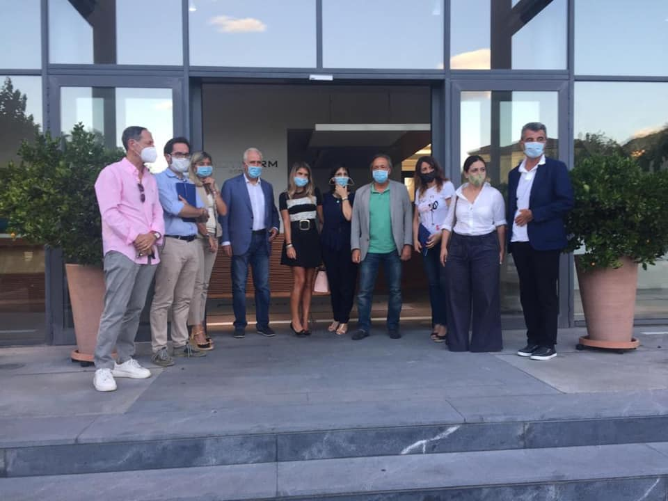stetobaccelli's tweet photo. Davvero un bel giro in lucchesia, Garfagnana e mediavalle con @EugenioGiani e i candidati al consiglio regionale @ValentinaMercanti @mariopuppa. Abbiamo visitato aziende e cantieri di opere pubbliche. La #Toscana del futuro sarà #diffusa, spazio ai territori. #Avantiinsieme https://t.co/jQV21T9e3y