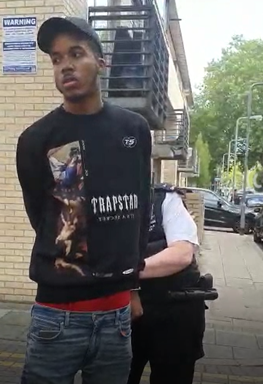 OfficialTrillV's tweet photo. Police Target UK Rapper M24.
cc: @m24gwop
https://t.co/vOGi6GKdPF via @YouTube
#m24 #policeharassment #trillv https://t.co/mVt2mC9TDJ