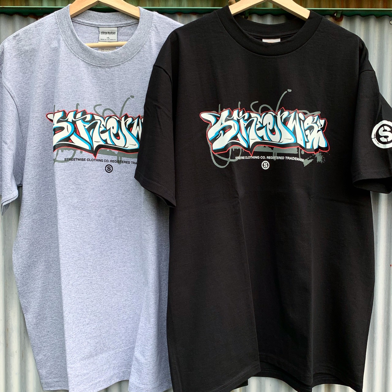 Indoor Class Twitterren Streetwise Clothing 最新作tシャツ第2弾各種到着 オンライン更新しました ヘビーウェイトボディに L A 老舗アングラストリートブランドならではのクールなグラフィティデザインが魅力 T Co Psm36k3qel T Co