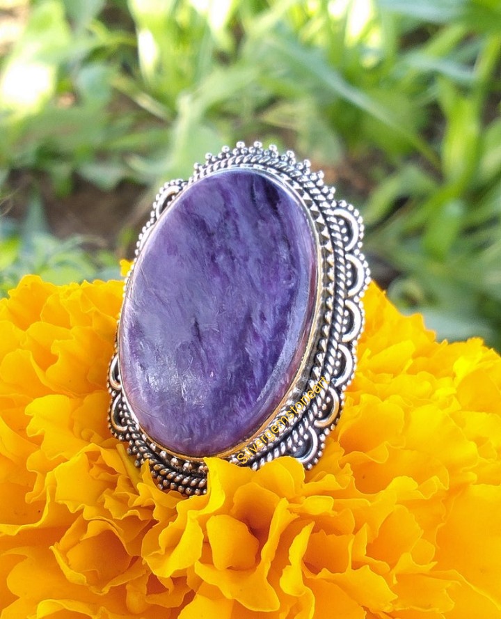 PriyaSh91439018's tweet photo. Natural Charoite Ring
Buy At
https://t.co/jKjvpKADL1
#handmadejewelry #longing #weddingring #anniversaryring #exclusivering #naturalstonering #ovalstonering #statementearrings #mermaidring #delicatering #daintyring #promisering #antiquering #finejewelry #gemstonejewelry https://t.co/V9DD2RbdVo