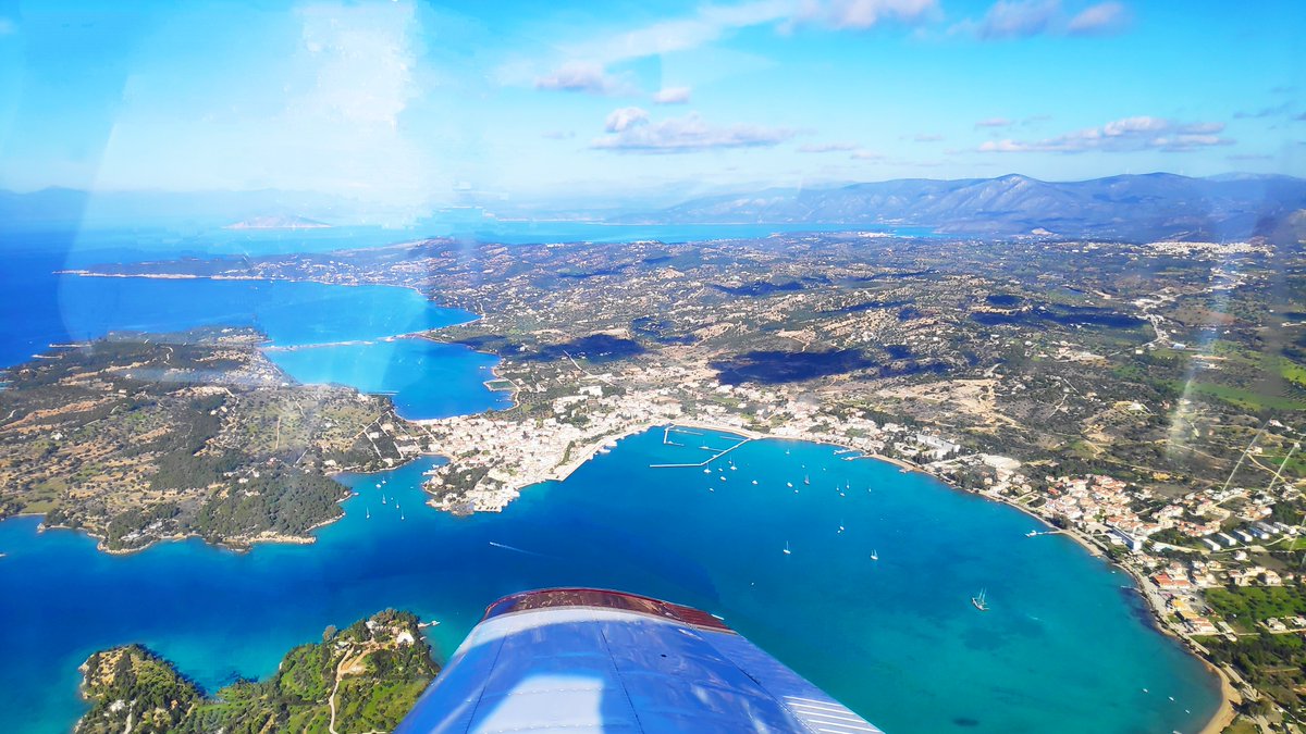 EPSTbv's tweet image. Thanks to @qplakke1. Prachtige foto’s van de omgeving in Griekenland ☀️🇬🇷 #hoewordikpiloot #pilotlife #studypilot #pilotschool #epst #globalaviation #greece #relaxing #nostress #beachlife #sealife #goodlife ✌🏻