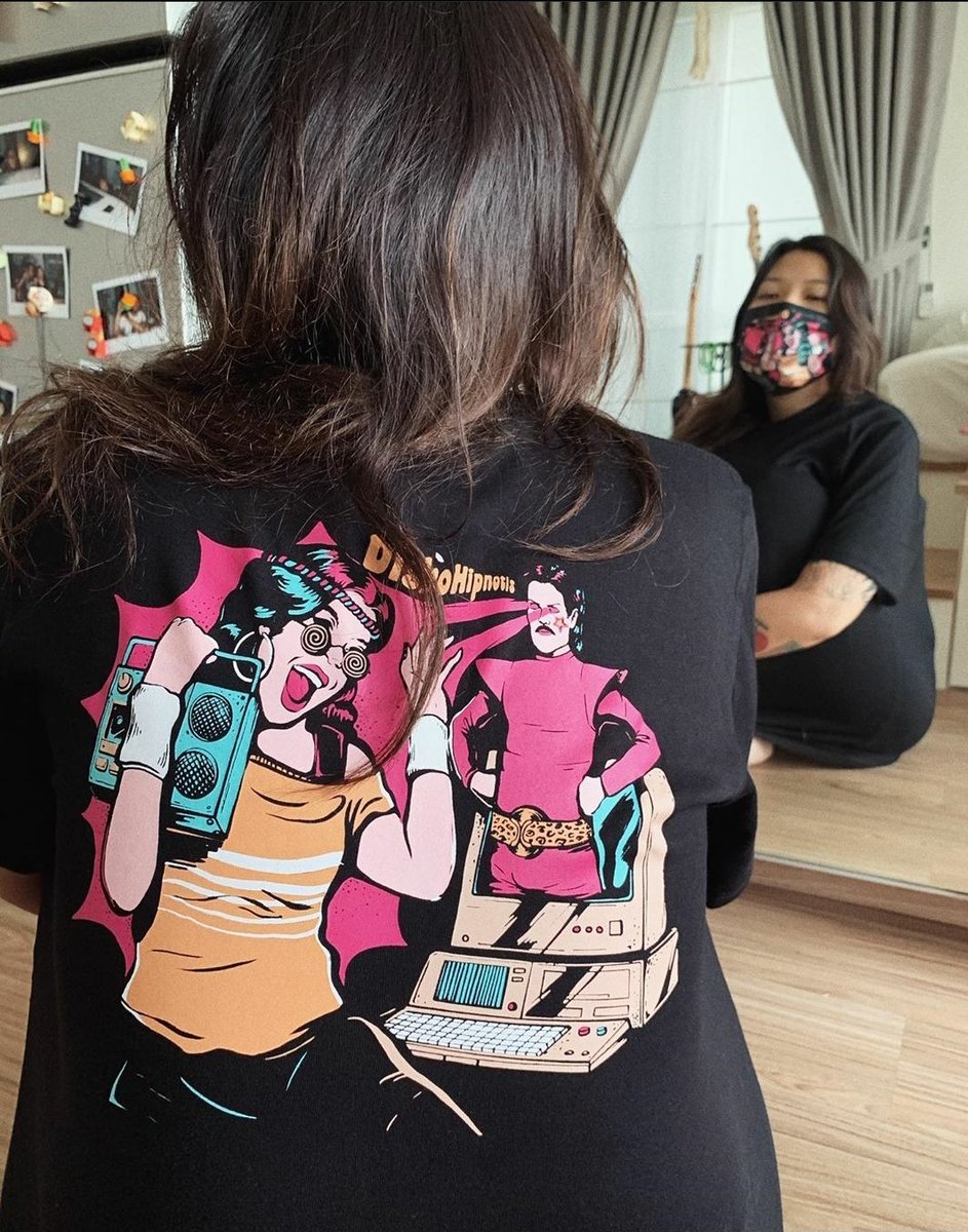 MaskerAND udah siap nih menemani Ci Danilla berkegiatan di luar nih, kalo kamu gimana? 

Langsung aja yok ikutan campaign MaskerAND <a href="/diskopantera/">diskopantera</a> di <a href="/kolasedotcom/">kolase.com</a>. Kamu akan dapat reward berupa masker dan t-shirt yang didesain oleh @dandy18_ . Cek kolase.com/maskeranddisko…