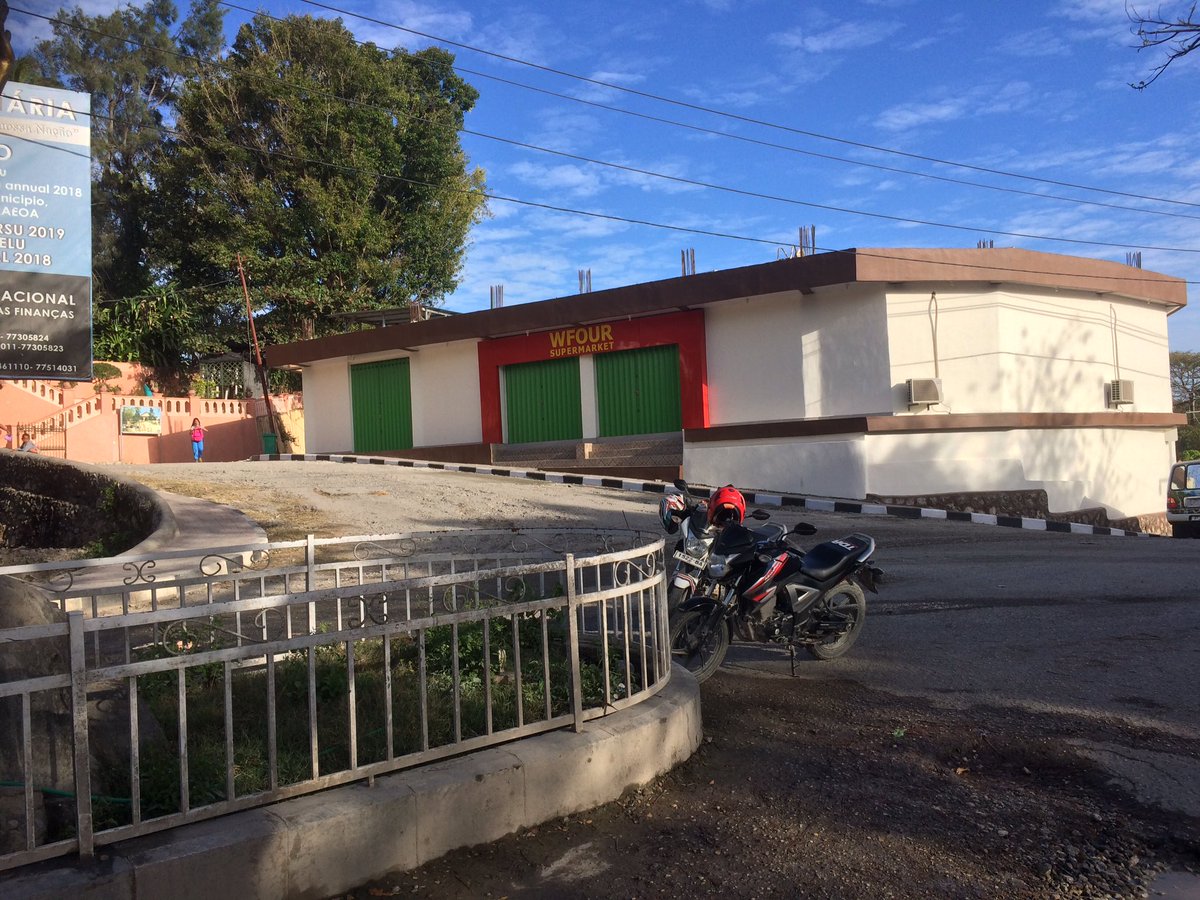 Great to know that WFOUR (W-4) SuperMarket  will have its branch soon in my home-town Baucau, located right in front of Pouzada de Baucau, a well-known Baucau Hotel. WELCOME to Baucau!