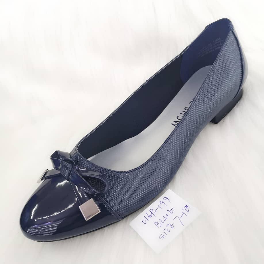 visionarydhp256's tweet photo. #shoesaddict #shoeslovers #shoesforsale #shoestyle 
Call Or WhatsApp 0753844635
We have Free delivery with in Kampala for more than 2 pairs.
.
.
#kampala #eastafrica  #instauganda  #uganda #shoesuganda #ShoesHubUganda #ugandafashion #ugandanews #YagalizzaMunno https://t.co/5jEnlOnckO