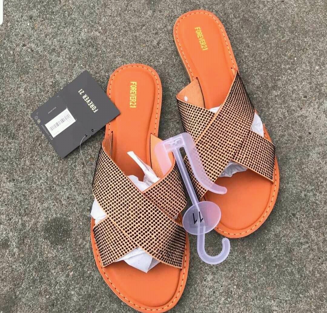 visionarydhp256's tweet photo. #shoesaddict #shoeslovers #shoesforsale #shoestyle 
Call Or WhatsApp 0753844635
We have Free delivery with in Kampala for more than 2 pairs.
.
.
#kampala #eastafrica  #instauganda  #uganda #shoesuganda #ShoesHubUganda #ugandafashion #ugandanews #YagalizzaMunno https://t.co/VnOHTitVRp