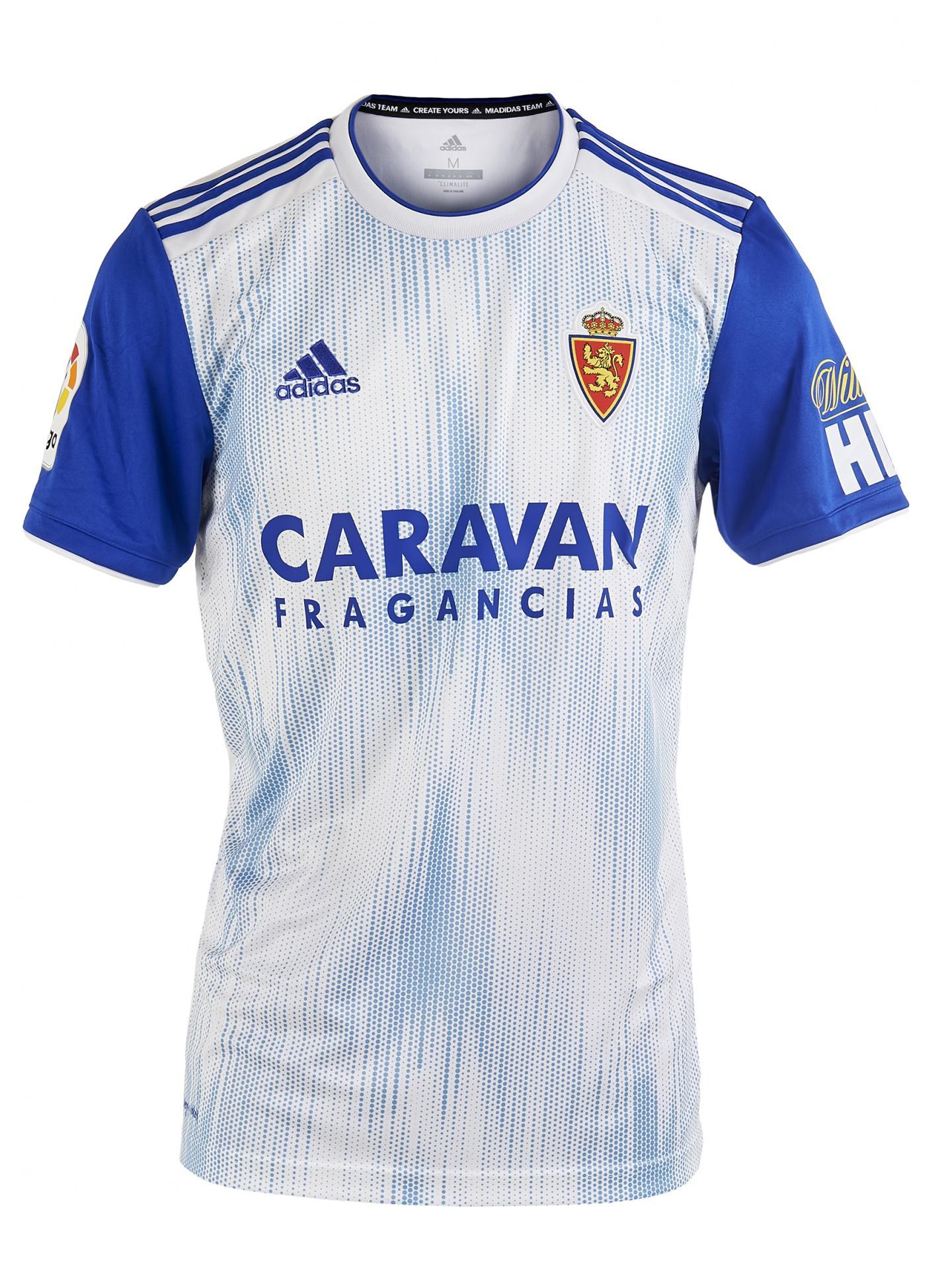 Real Zaragoza 🦁 on de descuento en la camiseta oficial adidas de la 1ª equipación del #RealZaragoza ¡Y una mascarilla zaragocista de regalo! 😷 🛍 Promoción disponible en