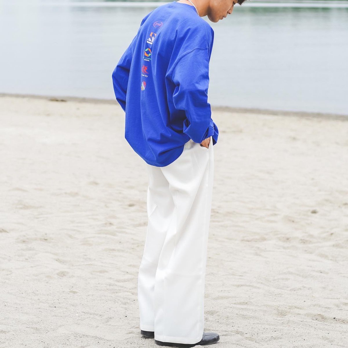 齋藤天晴 真夜中の12時 En Twitter 自分が着たい服を作るのって もうこだわりが溢れすぎて大変 男の子にもカッコよく着て欲しいし 女の子には可愛く着て欲しい その中間アイテムを絶対作る 齋藤天晴 真夜中の12時 En Twitter 自分が着たい服を作るのって もうこだわりが溢れすぎて大変 男の子にもカッコよく着て欲しいし 女の子には可愛く着て欲しい その中間アイテムを絶対作る