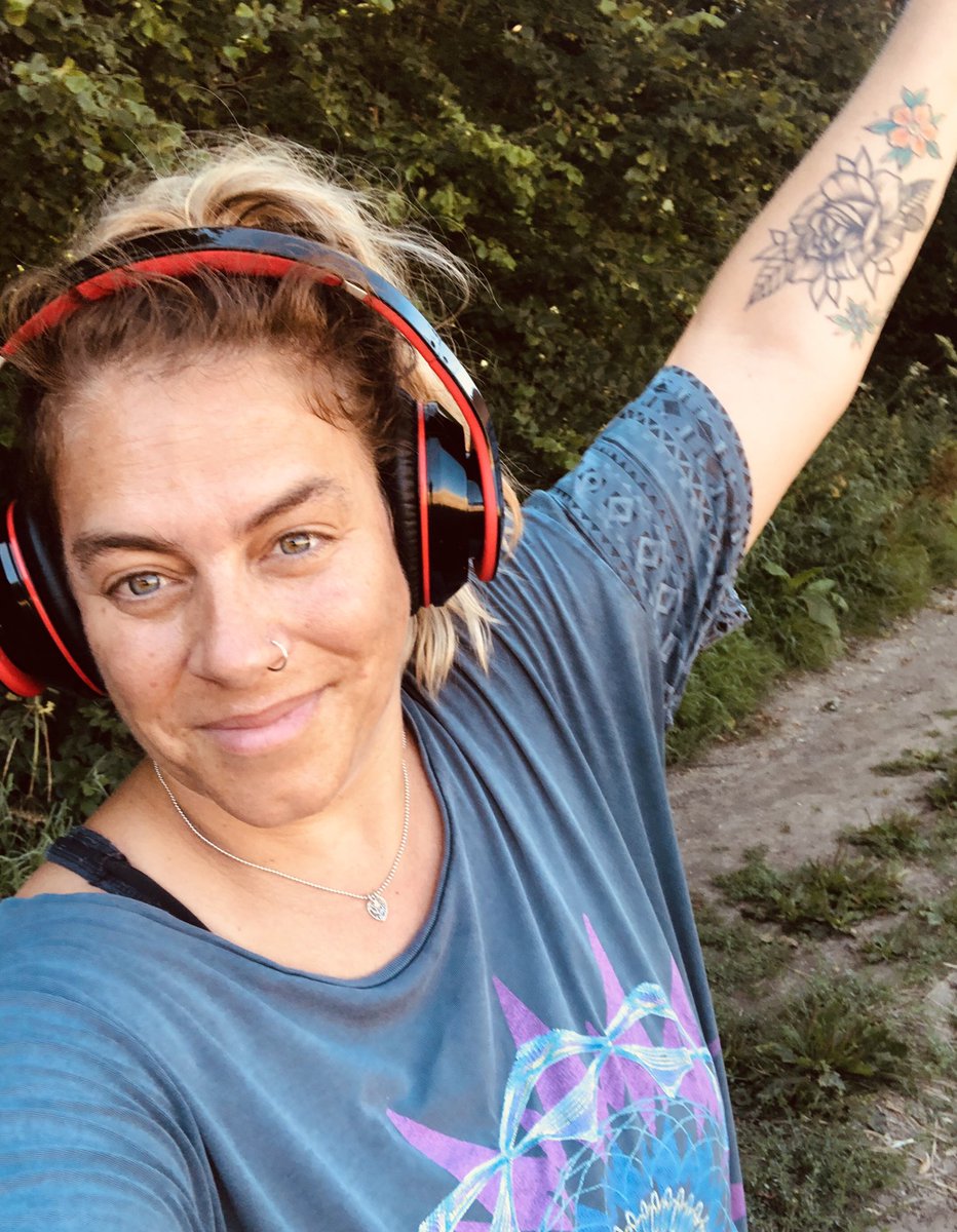 Jenny Scott tweet media