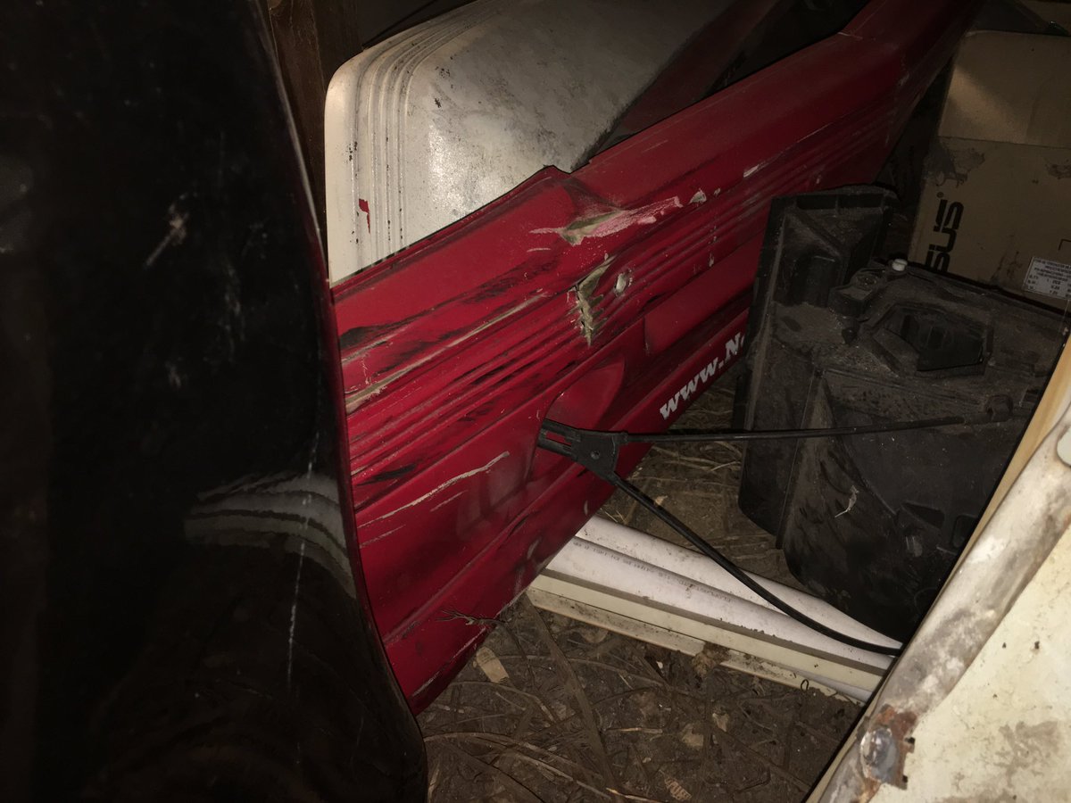 Damaged but not-outrageously-so Nova grill and front bumper from the 2017 Brands Hatch crash with Andrew Thorpe. Name-checked as I replaced them with parts from his old rally car that I bought in 2013 as a donor to help finish my racer!