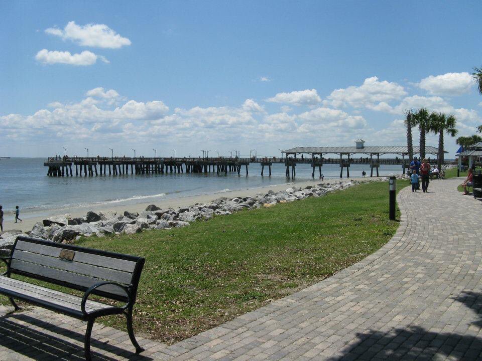 FedCop01's tweet image. Flew to Georgia and staying on St Simon Island. Being able to fly yourself has some perks. 😬