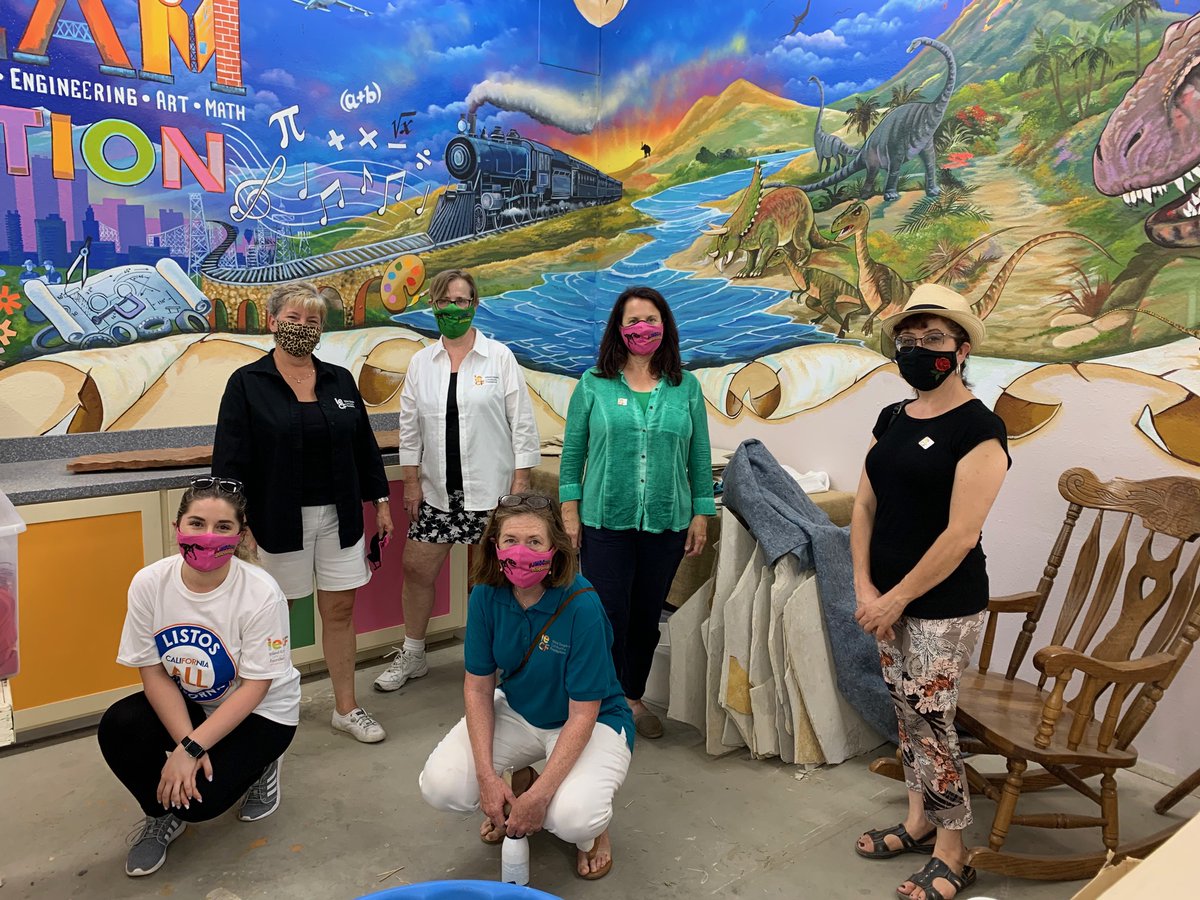 inlandempirecf's tweet photo. Our team visited the @jmdcdiscovery today! JMDC holds two agency funds at IECF and in the past year have been renovating and expanding beautifully! #HowDoYouDiscover #JMDCmanyDiscoveries #WearYourMask https://t.co/G4iKHuMB5j
