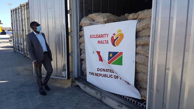 Erongo governor Neville Andre on behalf of the Namibian government on Friday received twenty refrigerated shipping containers with potatoes which Malta sent to Namibia as a donation. buff.ly/3gilYcE