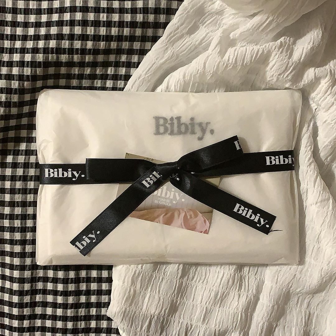 Bibiy ノベルティ ハンガー | chicshabu.com