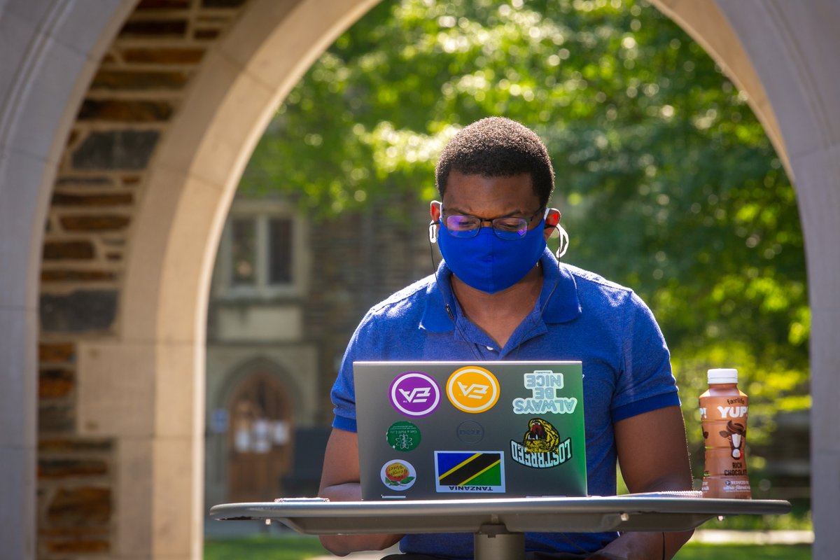 DukeU's tweet photo. Masks on โ
https://t.co/GB24HTjbkA