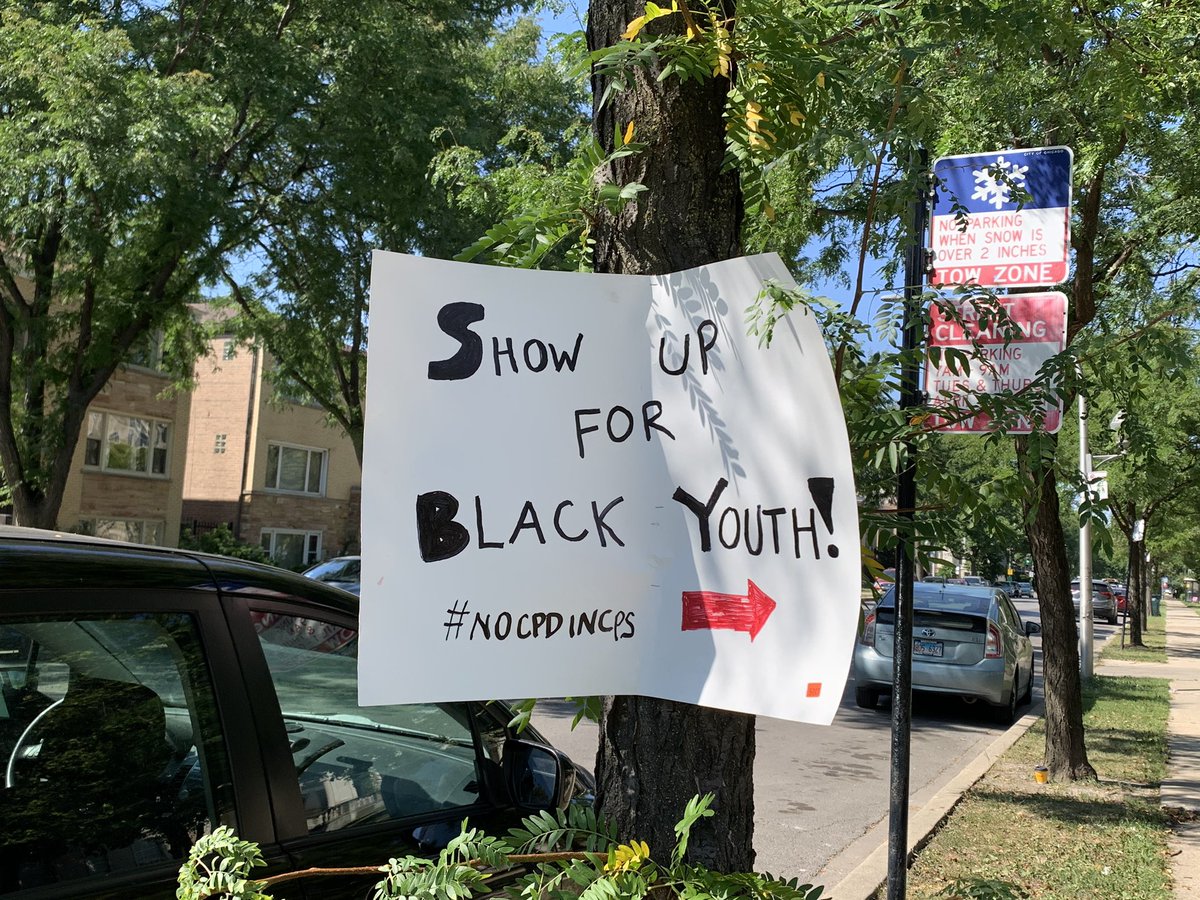 In  #NorthAustin for a protest organized by  @606hoodlum and other Westside youth. The protest will march to the home of Board of Education member Dwayne Truss, who voted not to remove SROs from CPS.  #ChicagoProtests