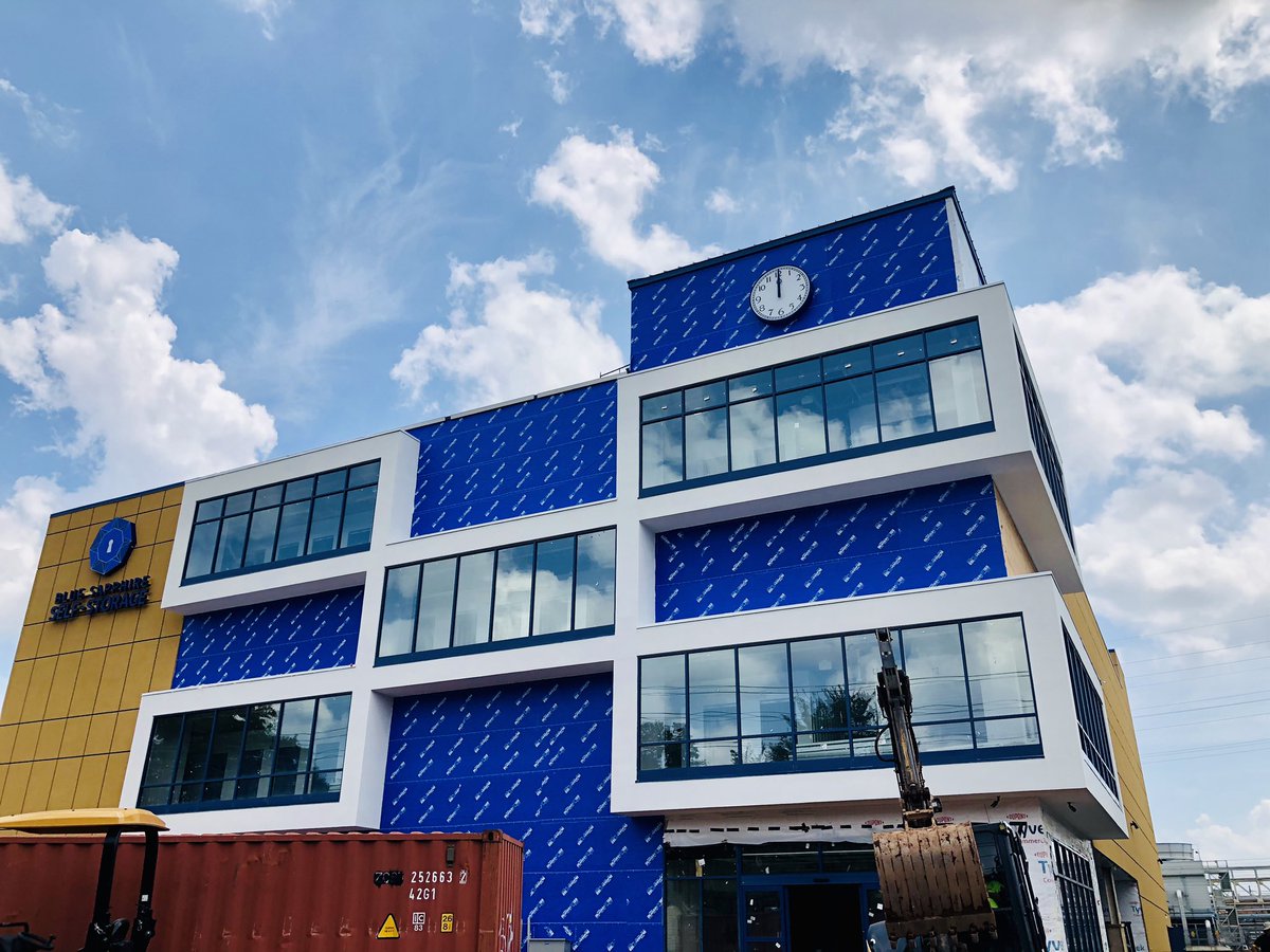 FairfieldMetal's tweet image. Blue Saphire Self-Storage in Rahway, NJ is ready for 3-D panels to complete the facade. #Construction The facade of panels is approximately 4,000 square feet. #facade #architecture