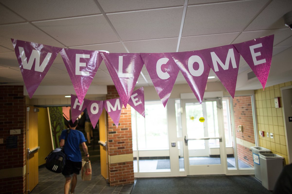 BethelRoyals's tweet photo. Welcome Week will look a little different at @BethelU this year, but that won't stop us from having some fun! What's your advice for incoming freshmen? #BUWelcomeWeek #WeAreBU https://t.co/onYCJiMpZg