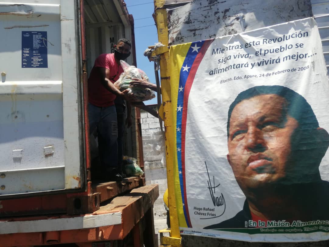 AmorPorAnzoateg's tweet image. #EnFotos 📷  @MercalAnzoateg_ benefició a más de 17.175 familias de los municipios Juan Antonio Sotillo y Simón Bolívar con la distribución de combos de alimentos en 16 Bases de Misiones Socialistas
.
#VenezuelaDignaYAntiimperialista