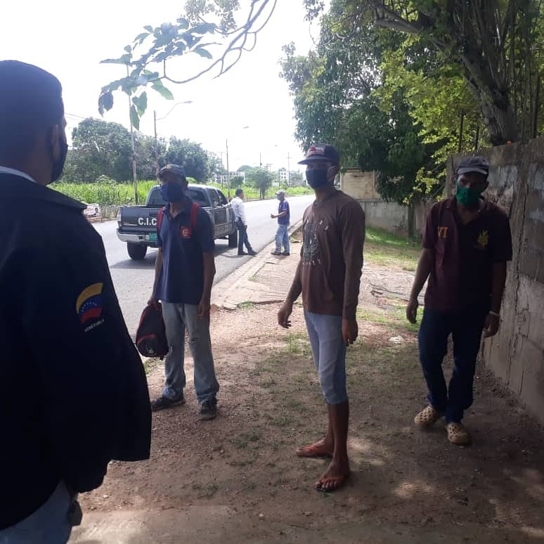 La prevención es tarea de todos, quedate en casa y quítale la Corona al virus, coronate con la prevención.-