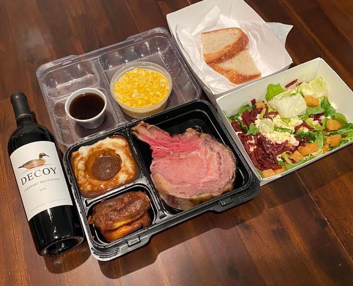 SideDoorCH's tweet photo. Wine and prime rib. #FineDining #Chicago #PrimeRib #Chi #WIne 

Photo Credit:@enenyeh https://t.co/o7F326QiId