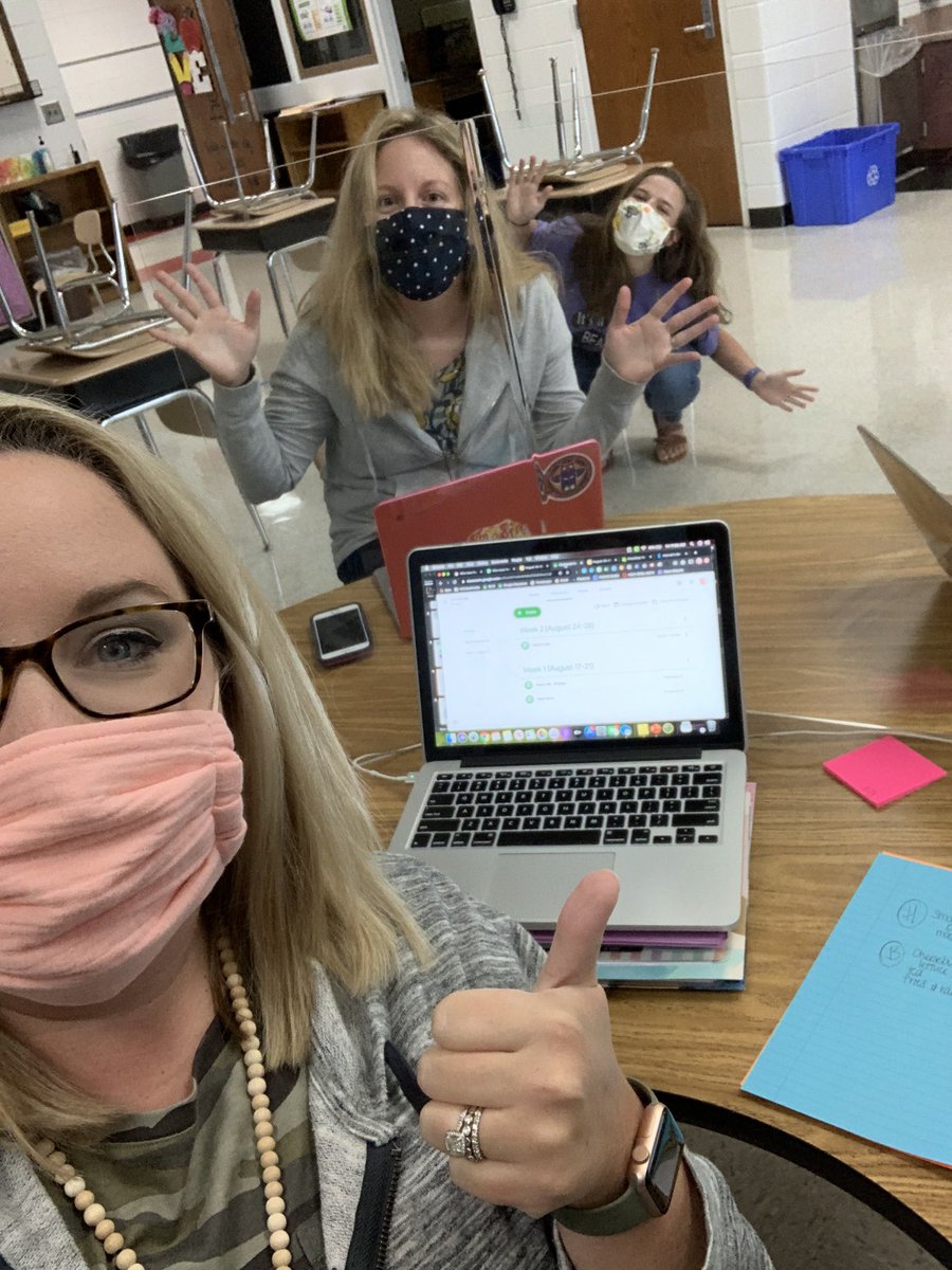 HannahClampitt's tweet photo. Week 1 ☑️ 🐻 @Claremontont_elem #nobeariers https://t.co/P8rGHsWnFD