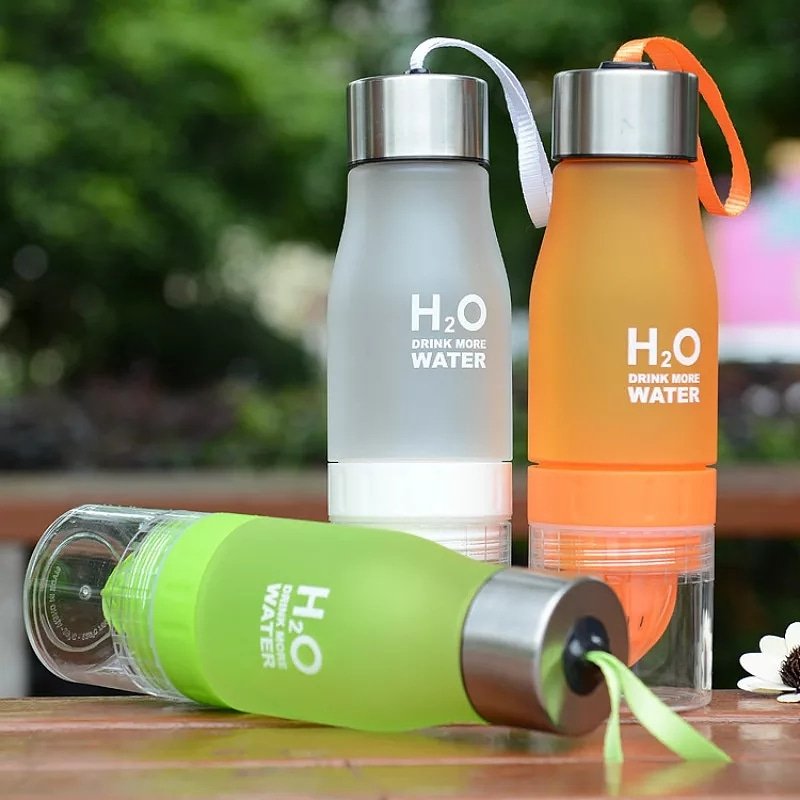ethical_store's tweet photo. Fruit infused water on the go? 🤔 Yes, please! 😍 #FridayVibes https://t.co/pLv7S4ppMJ