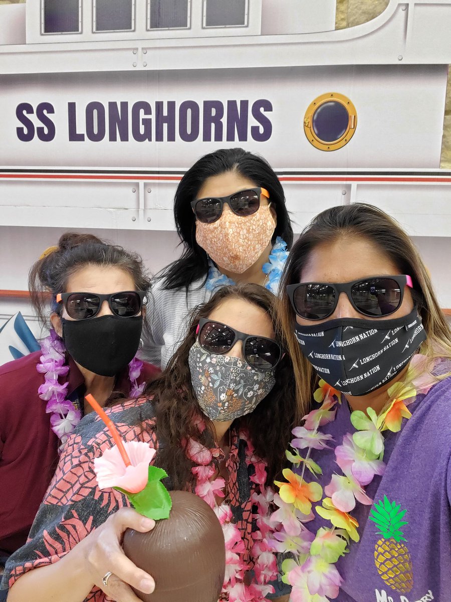 Karin Perry tweet media