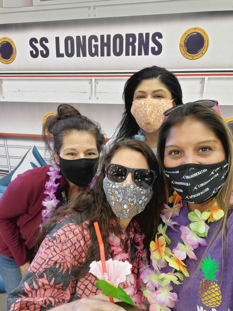 Karin Perry tweet media