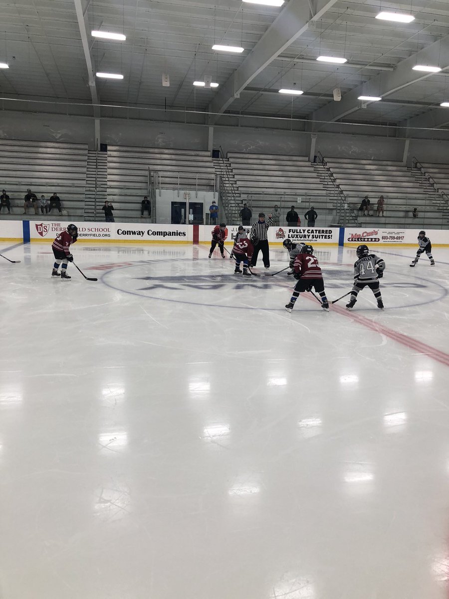 hentosh_scott's tweet photo. Mass Attack 10s kick of their last summah tourney wth a 4-4 tie v Springfield Rifles as Dom Magliozzi bangs home a Joe Ingalls rebound Landon Schueller picked a helper as well on the peeper #goodstart #hockeyisfun @CN16 #EdgeInvitational https://t.co/v6qqOCJWh5
