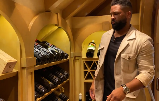 The wine industry has struggled with diversity. On <a href="/CBSThisMorning/">CBS Mornings</a> Saturday we’ll introduce you to two Black sommeliers, <a href="/WineauxDLynnP/">DLynn</a> and <a href="/noirsommelier/">Tonya Pitts</a> who are working to crush barriers.