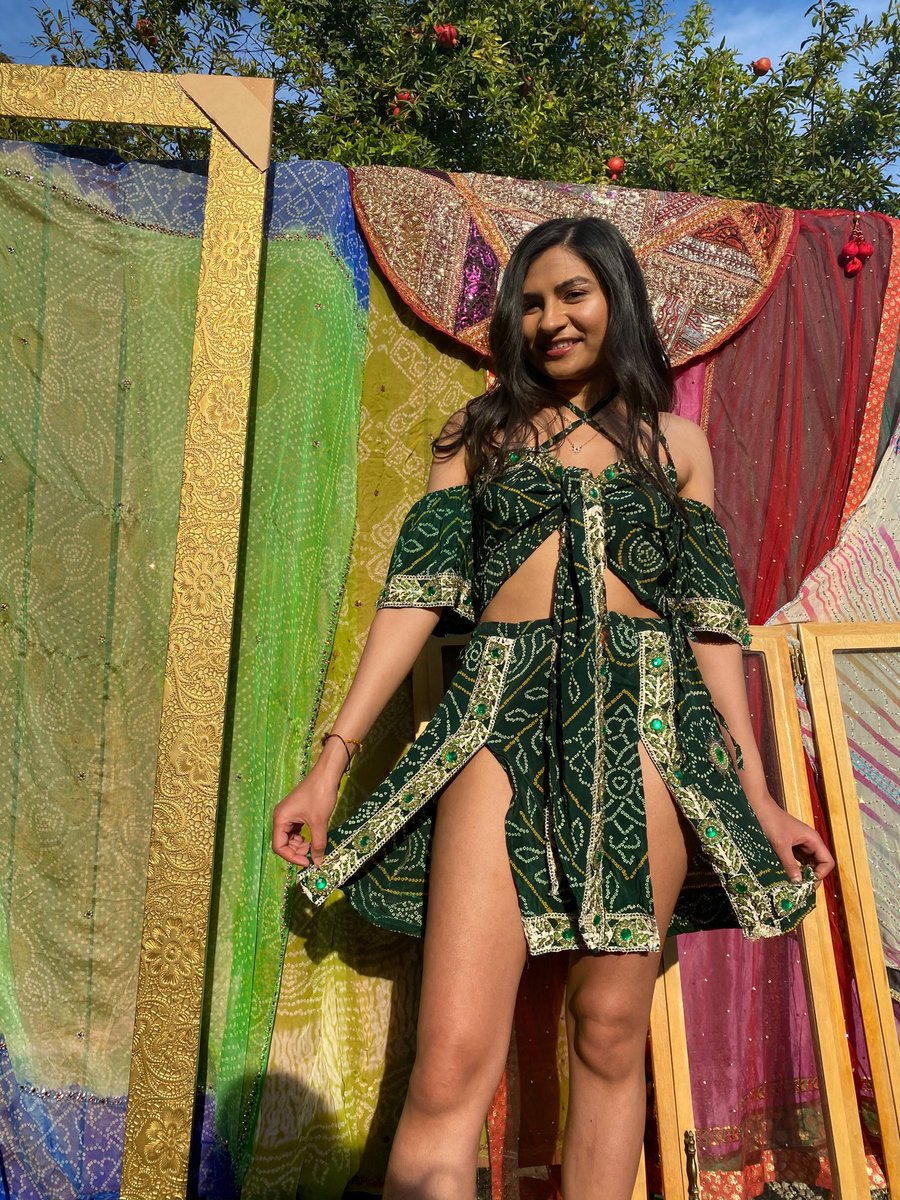 Gaia goddess🌎🌱🌿
namaslay.co/products/botsw…