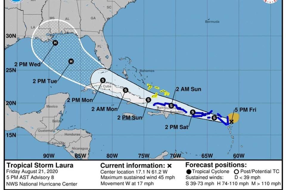 Boletín de las 5:00 pm el Centro Nacional de Huracanes localizó el centro de la #TormentaTropicalLaura cerca de la latitud 17.1 norte, longitud 61.2 oeste. En la trayectoria pronosticada, el centro de la tormenta tropical Laura se moverá cerca o sobre #PR el sábado en la mañana