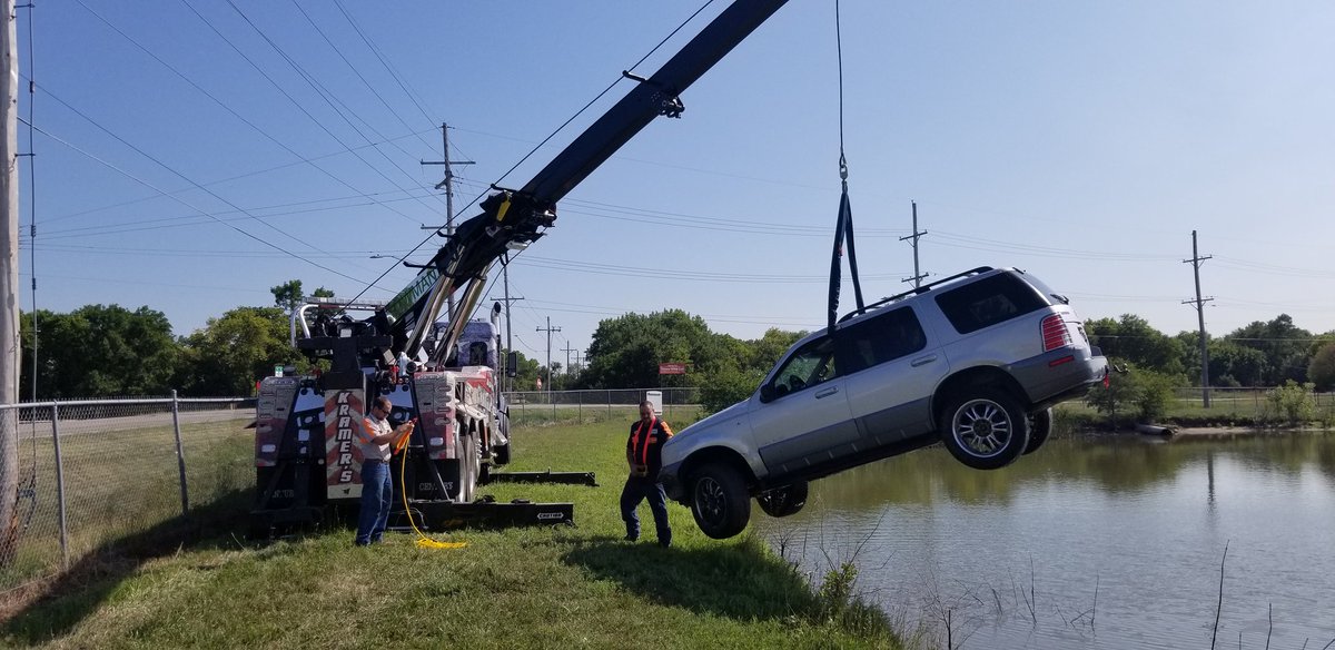 GIPoliceDept's tweet photo. Kramer's to the rescue. https://t.co/M2FB2ETBkk