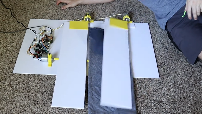 YouMakeRobots's tweet photo. Nice article > Robot, Sudo Fold My Laundry https://t.co/kQMOkSmhv4 #3dPrinterhacks #ArduinoHacks https://t.co/U9KiuHVyhY <Arduino https://t.co/bilipX05cA