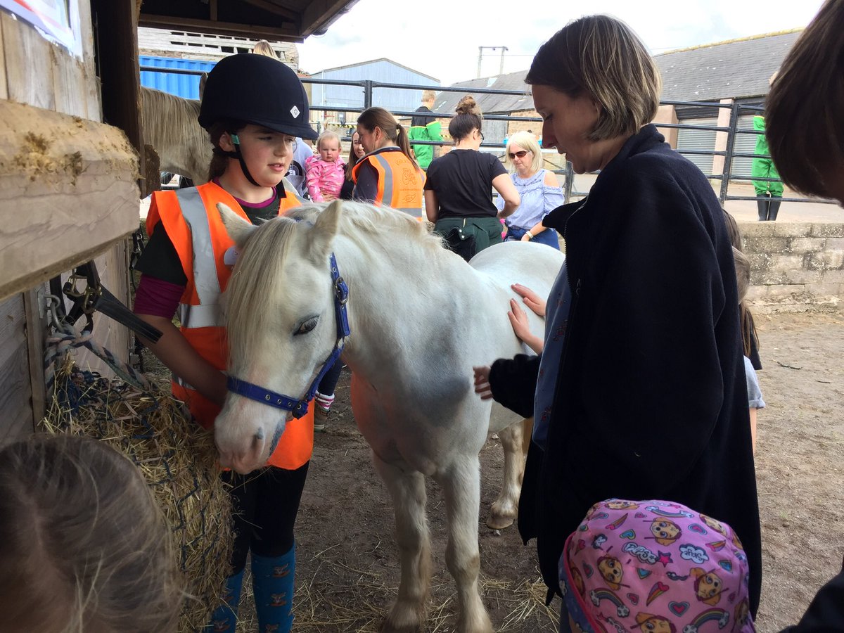FarmersOfTheUK's tweet photo. Last yr we also hosted our first @OpenFarmSunday Iโll say one thing, the farm was never so tidy! ๐ I had help from friends neighbours and family, @ScotAgronomyLtd @TheRHET @FriockHub all stepped up to provide the visitors with a brilliant afternoon, hereโs to 2021! ๐๐งก๐ https://t.co/xZXt3H6WfM
