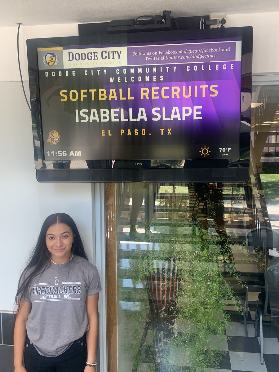 IsabellaSlape's tweet photo. I would like to thank @DC3Softball for their amazing hospitality and open arms as I took my official visit this past weekend! *Mark 19:26* @BelAirAthletics @BelAirHigh @Fchavezeptimes @salflores21 https://t.co/ozqYbBHlOF