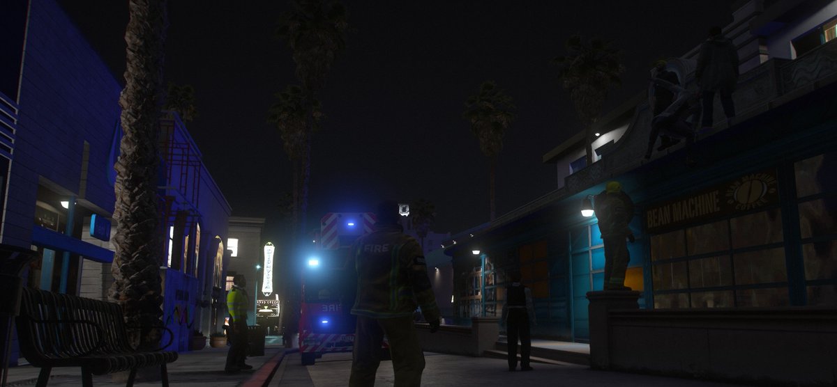 715Sherlock's tweet photo. Out today double crewing one of the @LondCallingRPC  vans, lots to deal with including a vehicle which failed to stop. https://t.co/HtwX6qzhxt