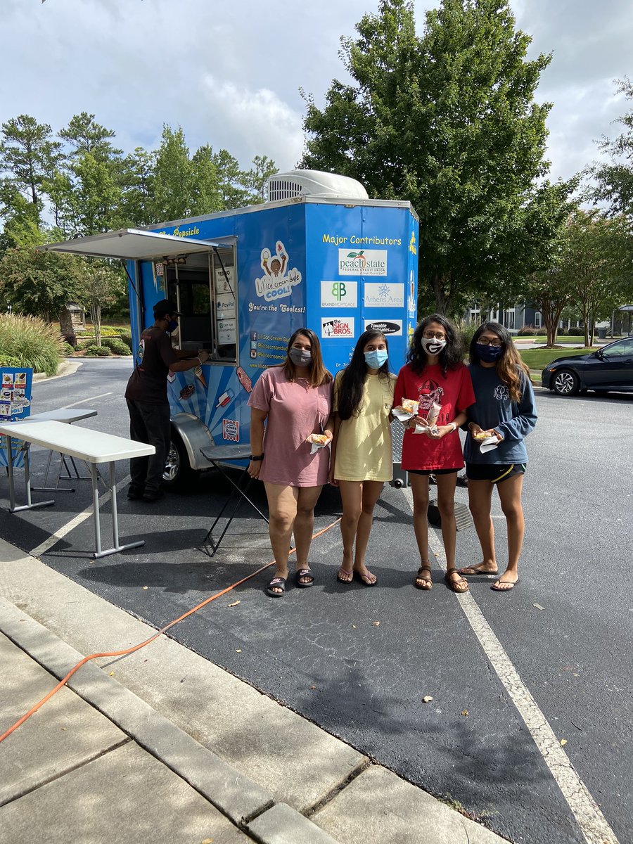 Connect_Athens's tweet photo. Thank you @lilicecreamdude for the delicious ice cream🍦 and thank you residents for coming out today for FREE ice cream!! Make sure to come out next week for more welcome week events😃
#LoveWhereYouLive
#LiveStudyConnect
#ConnectionAthens https://t.co/6rR08GwCYc