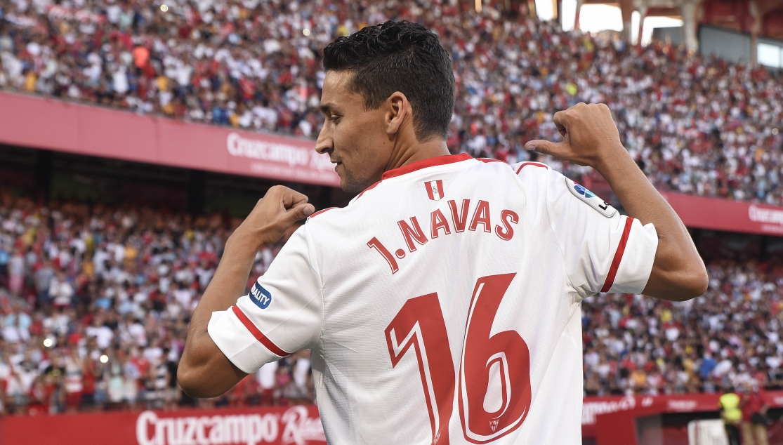 After his death Sevilla wanted to retire Antonio Puertas number 16 but the federation wouldn't let them. Instead the shirt was reserved for youth players. And when Navas returned to the club in 2017 it was agreed that he would take over the shirt number once worn by his friend