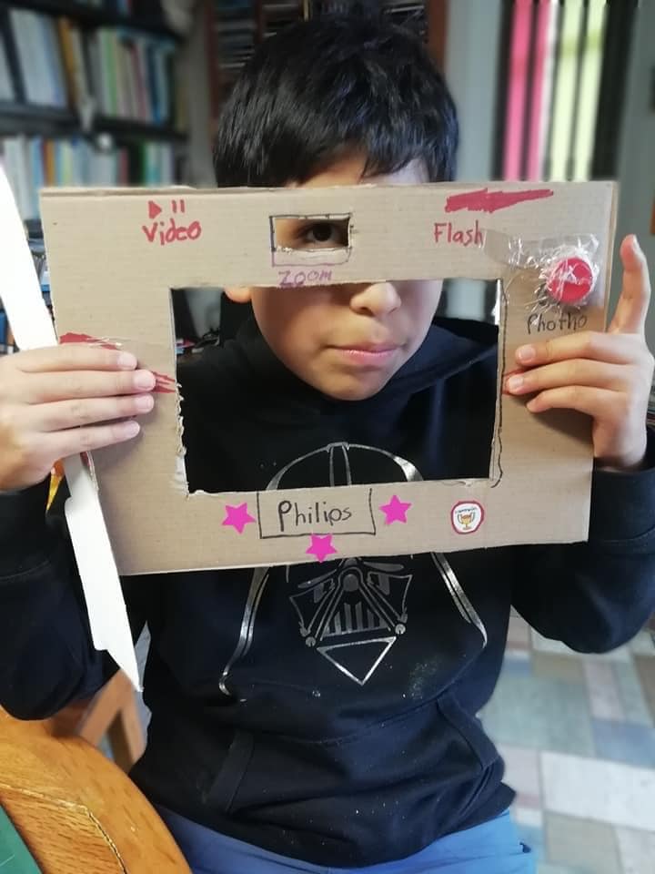 vicbarojas's tweet photo. Los niños y niñas tienen ganas de expresar y dar a conocer sus sentimientos mediante sus habilidades comunicativas. 

#CuriosidadInfantil 
#PequeñasCoincidencias 
@periodismo_nn https://t.co/FE9N4rT3zw