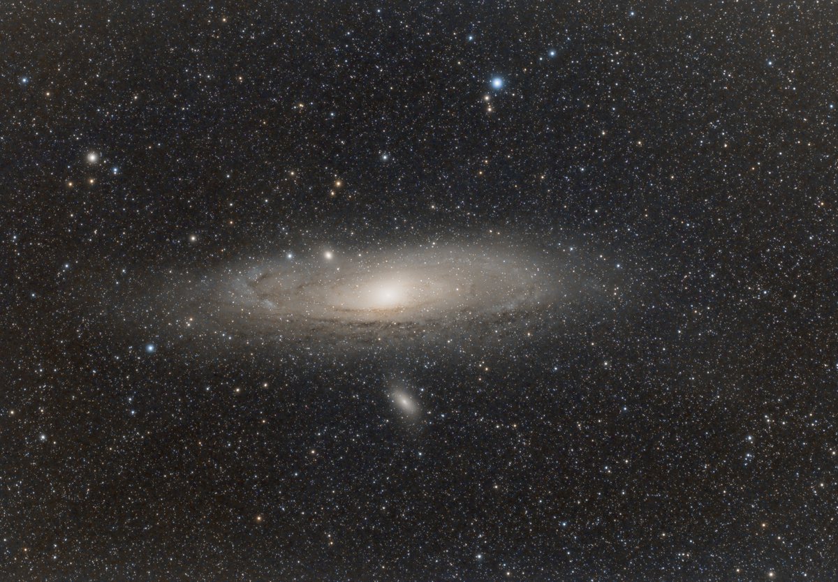 Raysastrophoto1's tweet photo. #andromeda #galaxy with @WilliamOptics #Redcat and Hobym 170HD #Harmonicdrive also called #strainwave mount.  It is a #Robotic mount. 

Check my review of this robotic mount here:
https://t.co/yYEIY9LD5p

@OPT_Telescopes  @OPTCORP1 https://t.co/8J7bgooRA0