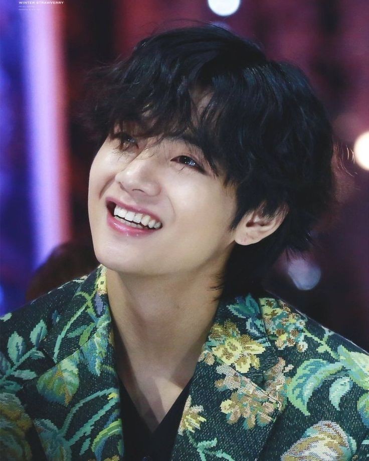 Tae we miss your smile 🥺😖#taesmile #TaehyungDeservesBetter
#Taehyungsmile https://t.co/i9dTAoptOk