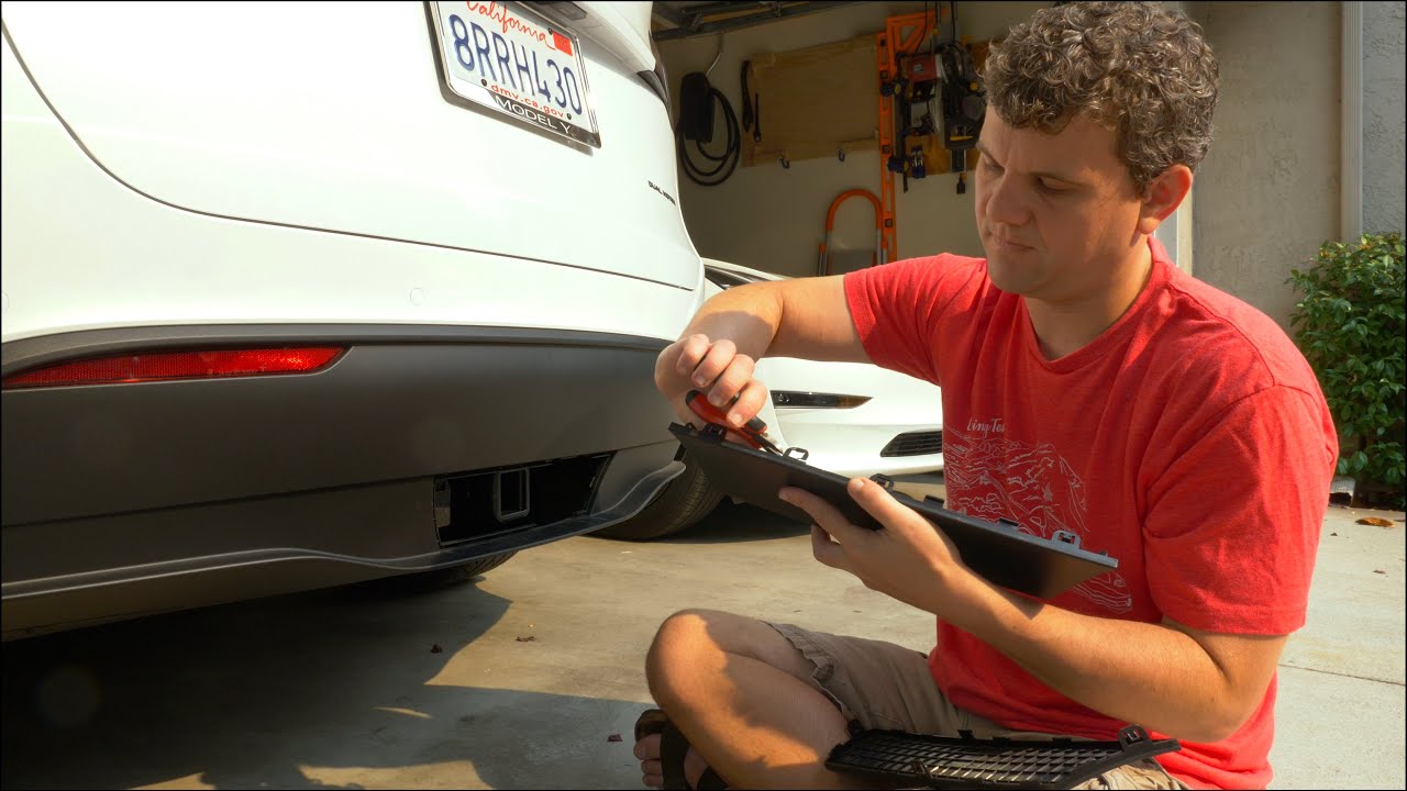 New Hitch Cover for Tesla Model Y 