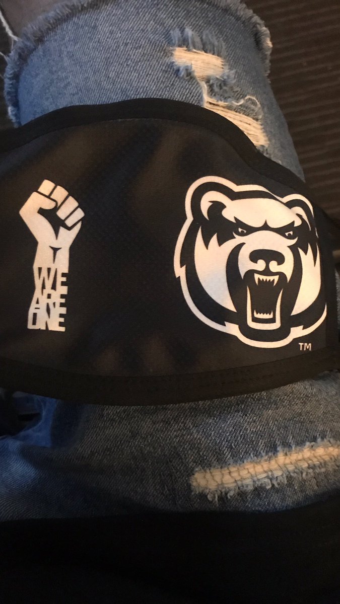 jtwin_jared's tweet image. Proud of the gang and the leadership of the community. Eager to consistently show unification throughout the semester and further display that WEAREONE.