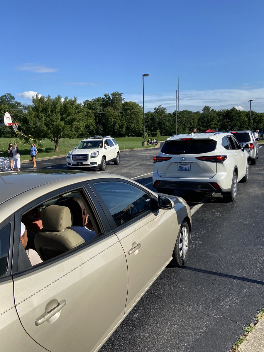 lauraBgilmer's tweet photo. An amazing turnout from our students ...tons of positive energy from our cheerleaders and dance Team....Hayes Maze was a big success!  We are ready for school to start! https://t.co/5dPitXYrhG